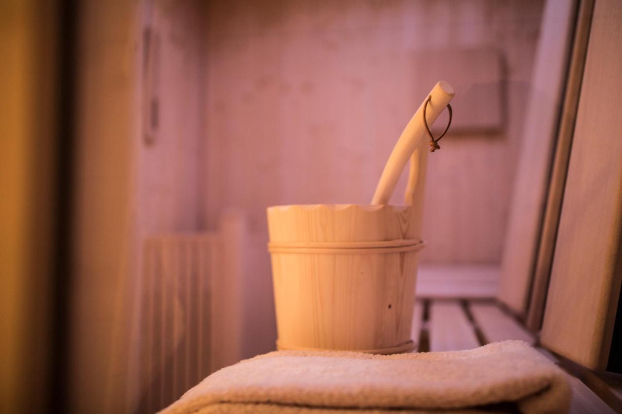 Slow Living Suite - Ferienwohnung Mit Privater Sauna & Garten Fiss Ngoại thất bức ảnh