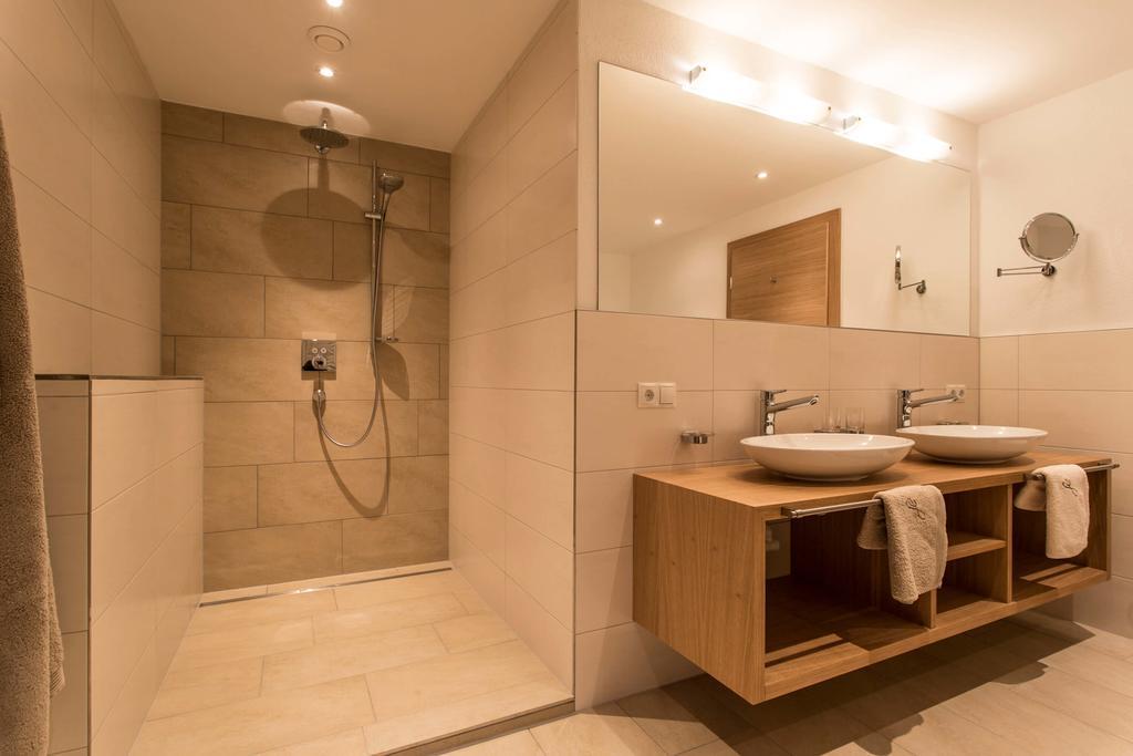 Slow Living Suite - Ferienwohnung Mit Privater Sauna & Garten Fiss Ngoại thất bức ảnh