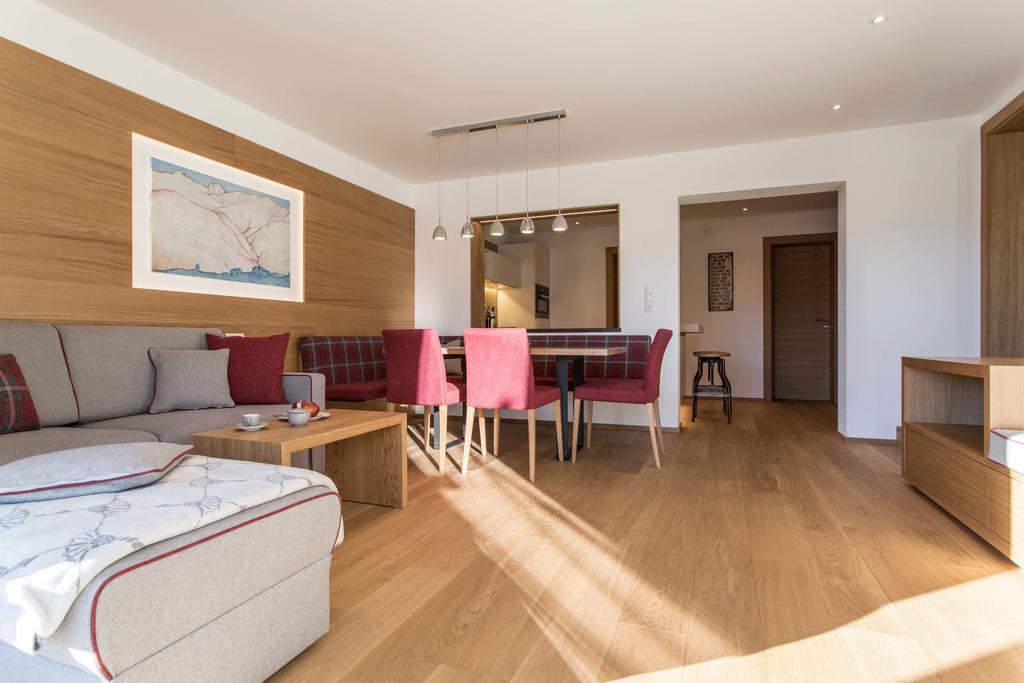 Slow Living Suite - Ferienwohnung Mit Privater Sauna & Garten Fiss Ngoại thất bức ảnh
